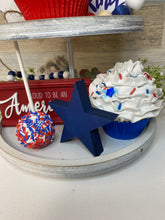 Load image into Gallery viewer, 4th of July Tray/Shelf Set
